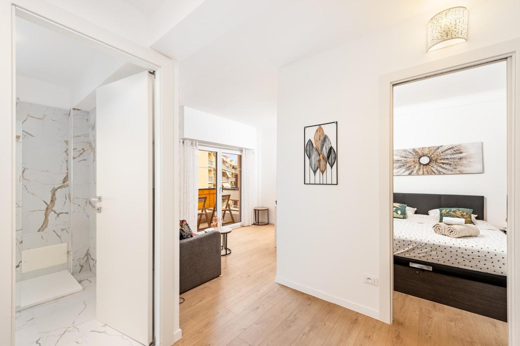 Castel - Agreable Deux Pieces - Centre